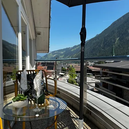 Penthouse Thaler Apartament Mayrhofen