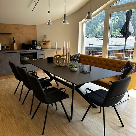 Penthouse Thaler Apartament