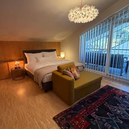 Penthouse Thaler